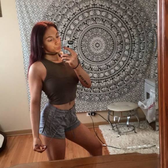 Meet your Posher, Jacqueline - Picture 1 of 1